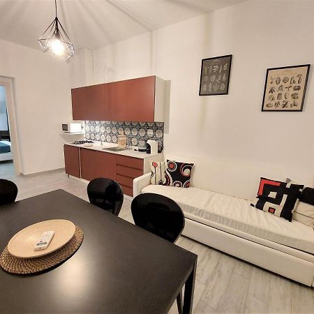 Leone Apartments Палермо Экстерьер фото